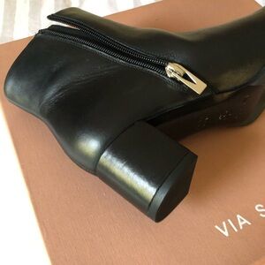 NIB Bia Spiga Black leather Vail Bootie
